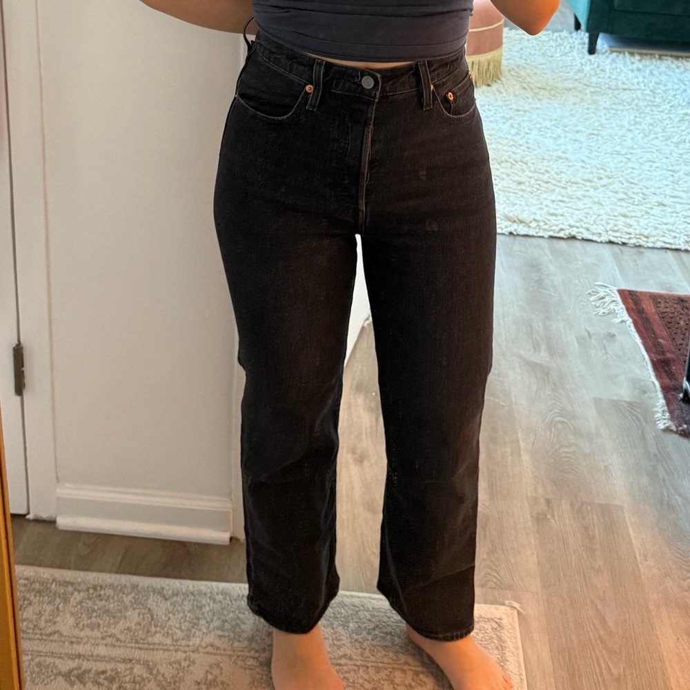 Levi's Women's Black Ribcage Straight ankle Jeans 27